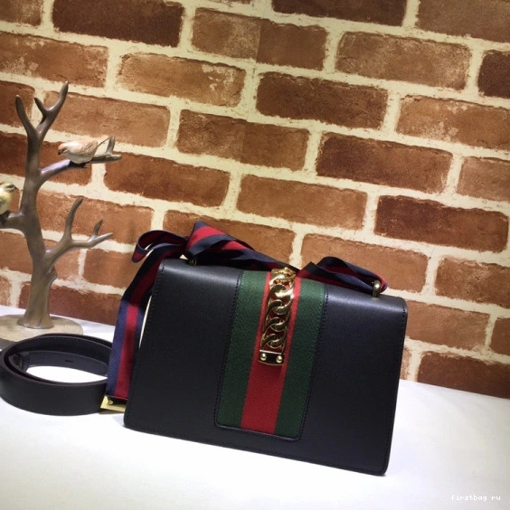 First bag ru Sylvie Gucci 0724